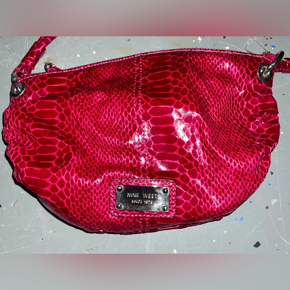 Nine West Crocodile Alligator Print Handbag Purse - Picture 2 of 3